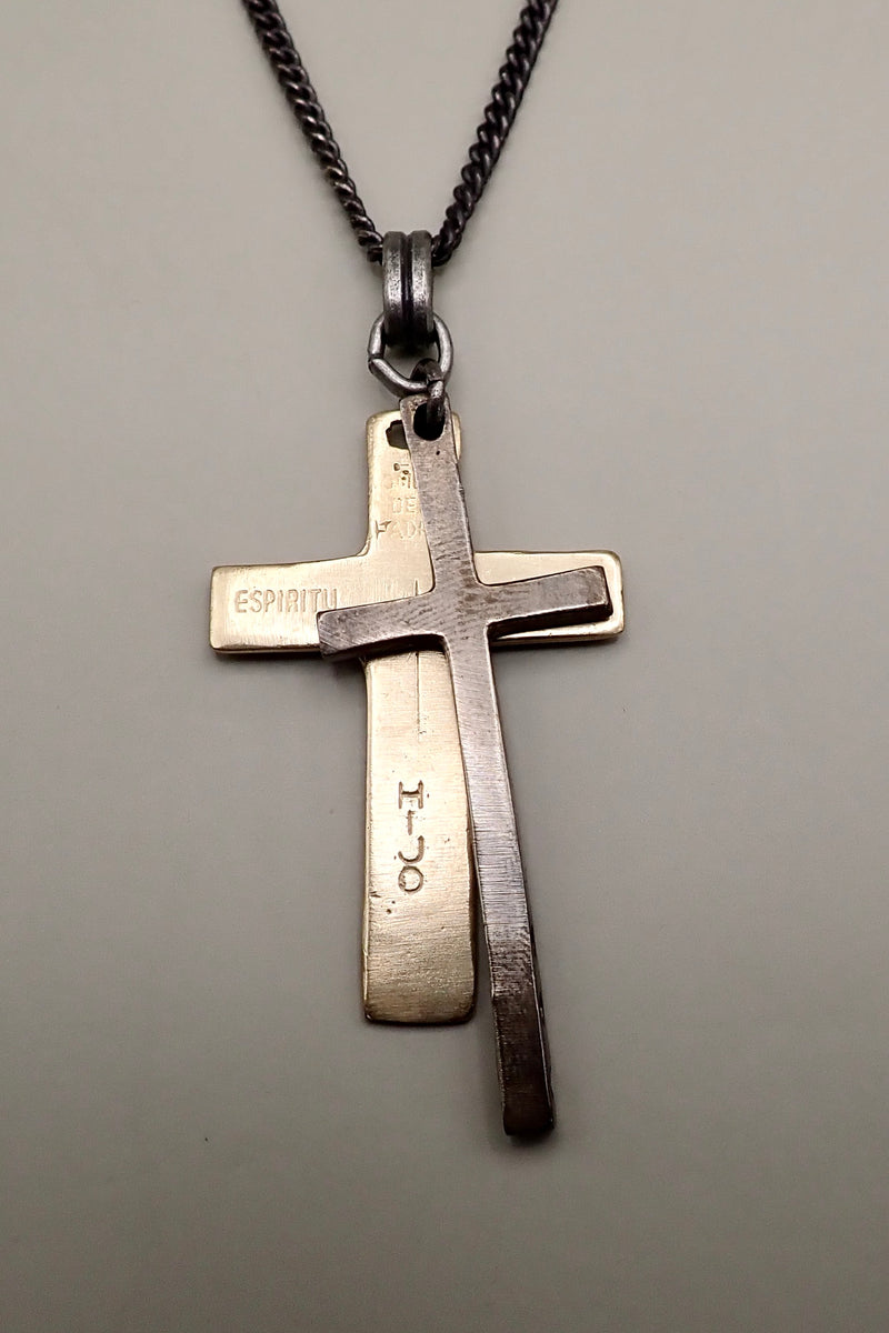 DOUBLE CROSS ENGRAVE NECKLACE
