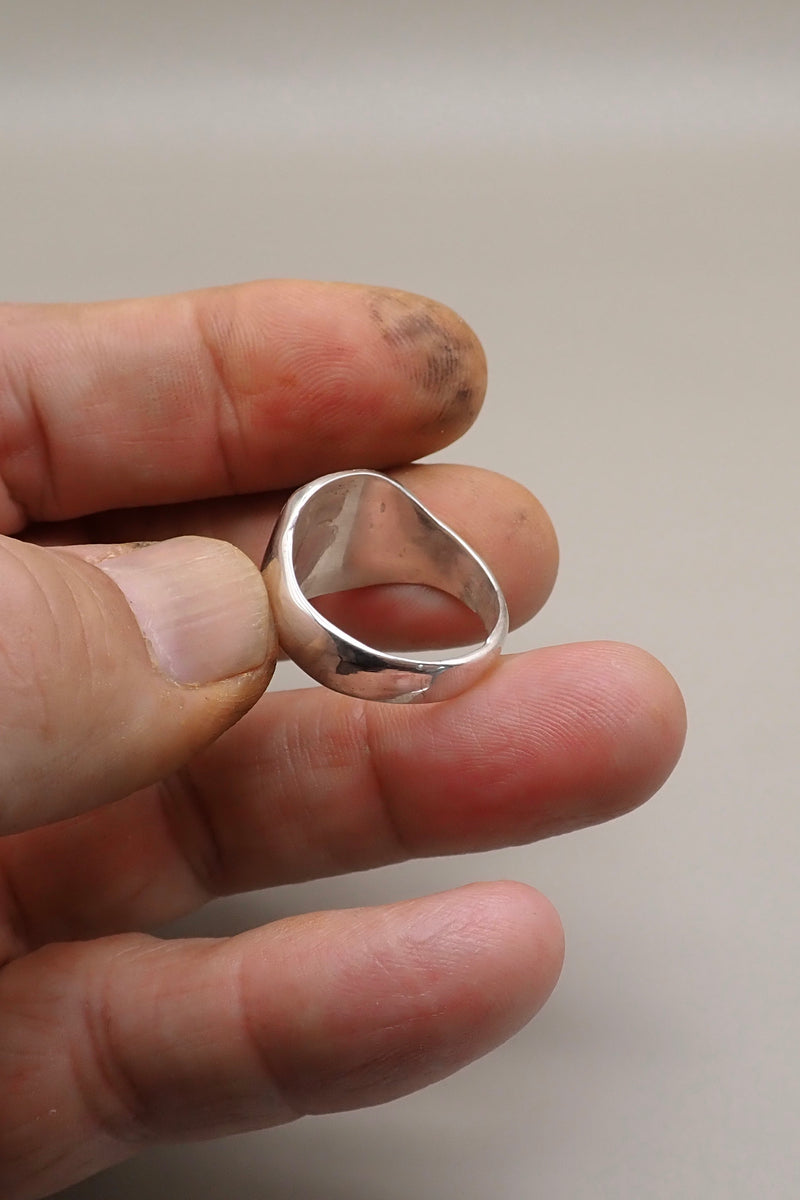 ARMS CREST RING