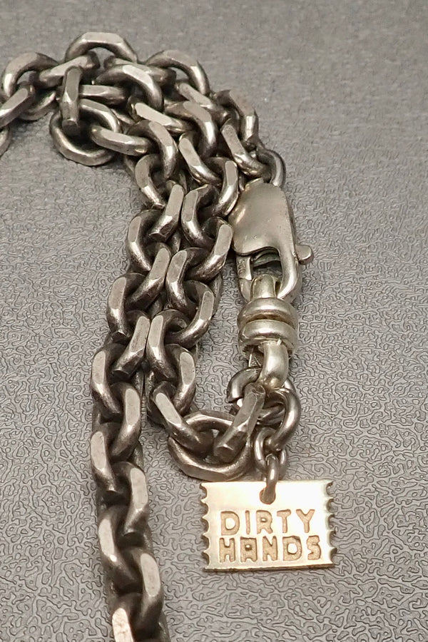 THICK SILVER CHAIN