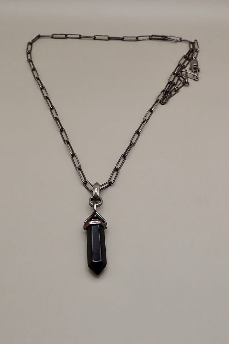 ONYX PENDANT NECKLACE