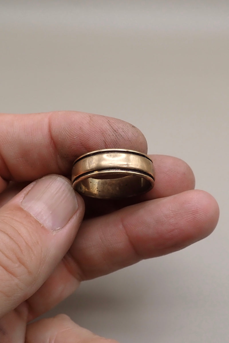 FORMA RING BAND