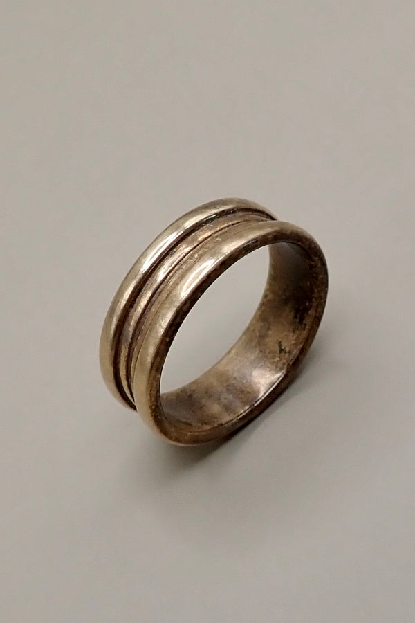 BRONZE BAND RING