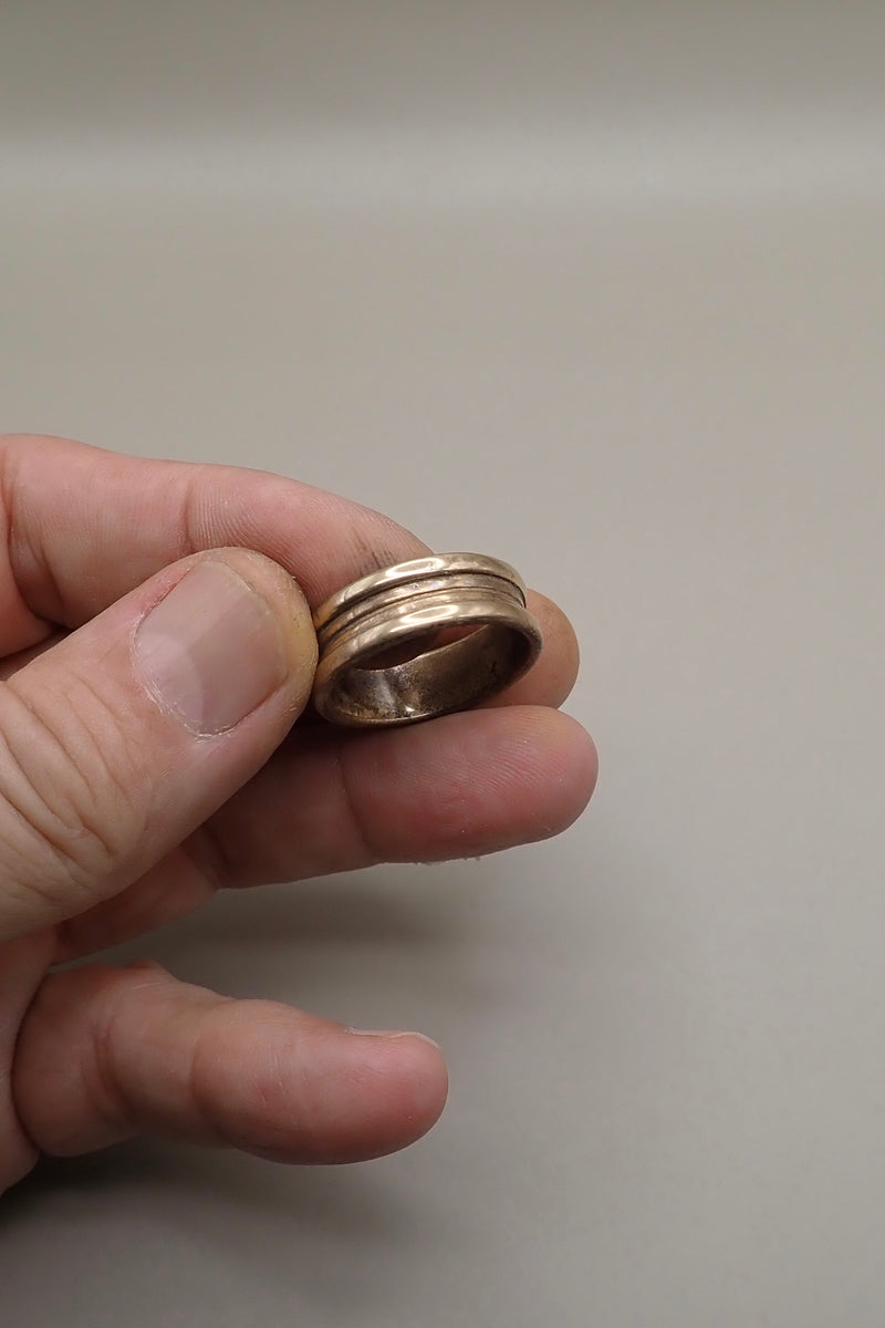 BRONZE BAND RING