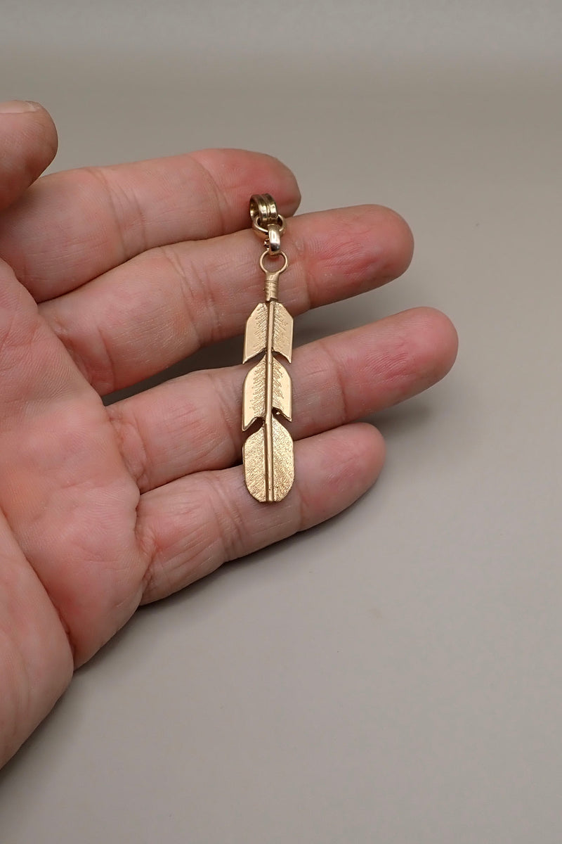 FEATHER PENDANT