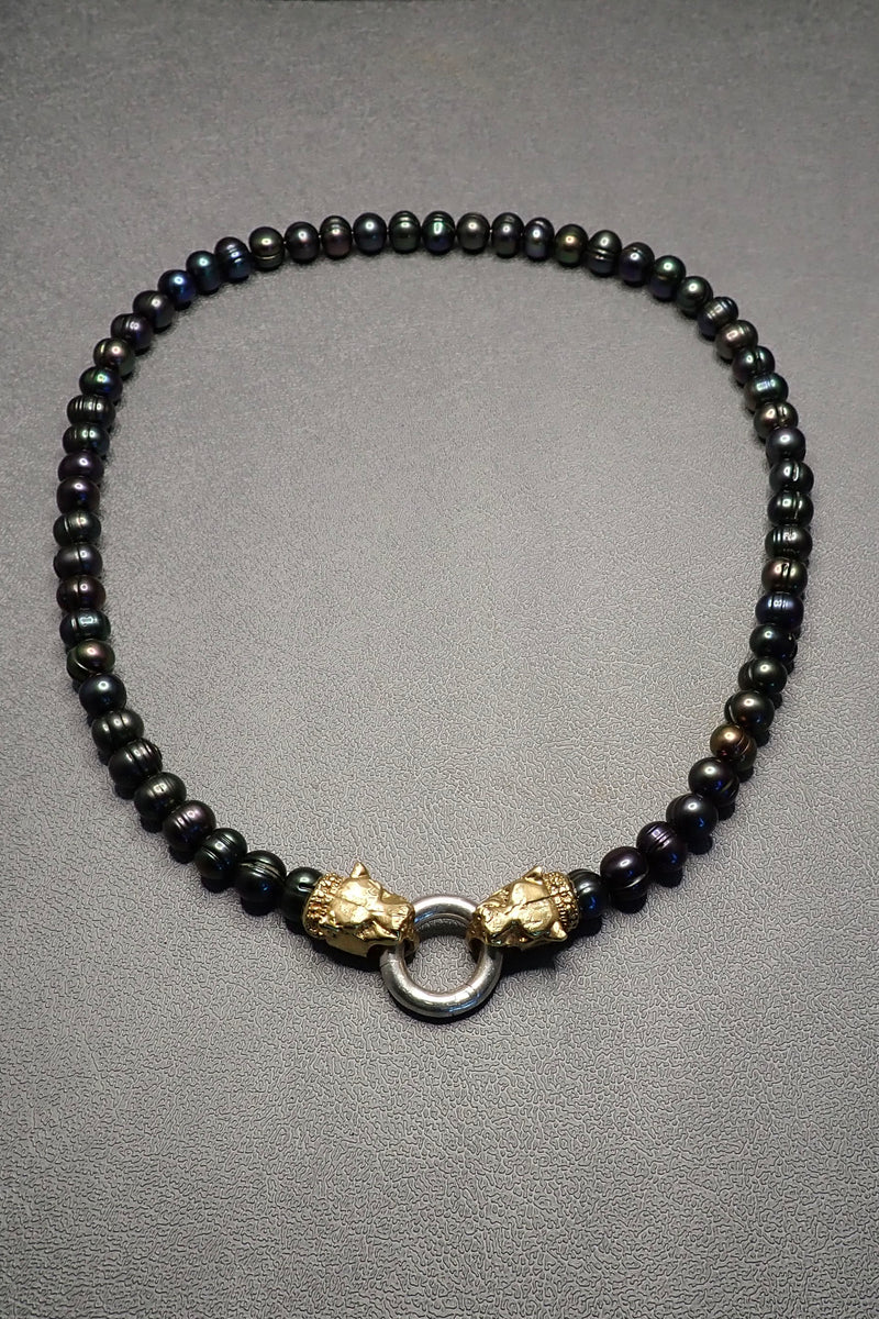 BLACK PEARLS BEADED SHORT NECKLACE - one made