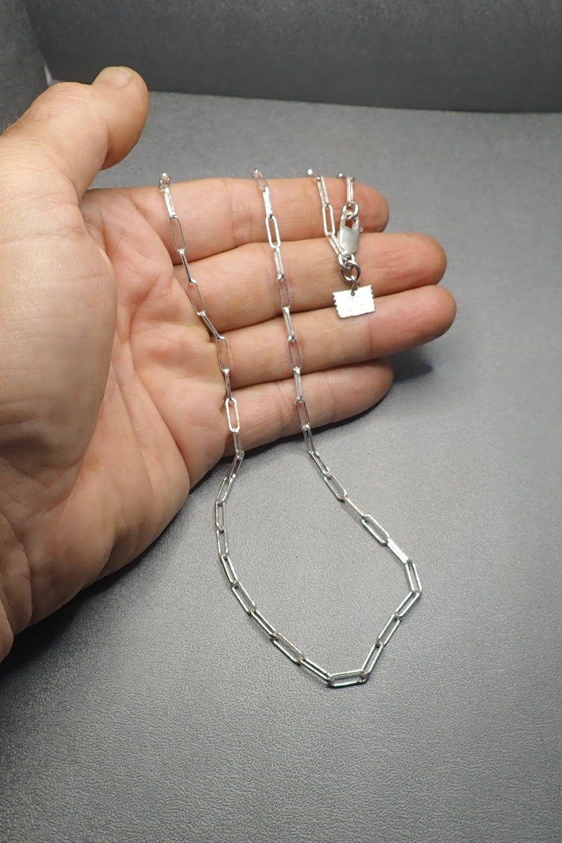 SILVER PAPER CLIP CHAIN