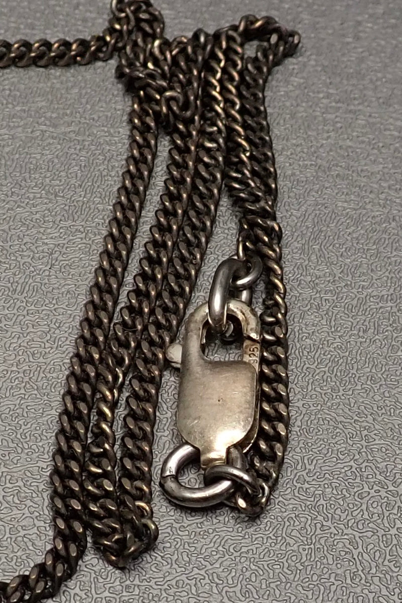 DIAMOND TRIANGLE NECKLACE