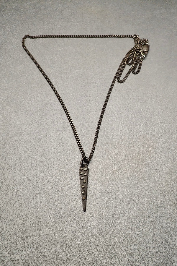 DIAMOND TRIANGLE NECKLACE
