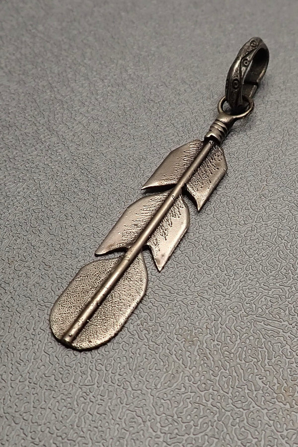 FEATHER PENDANT