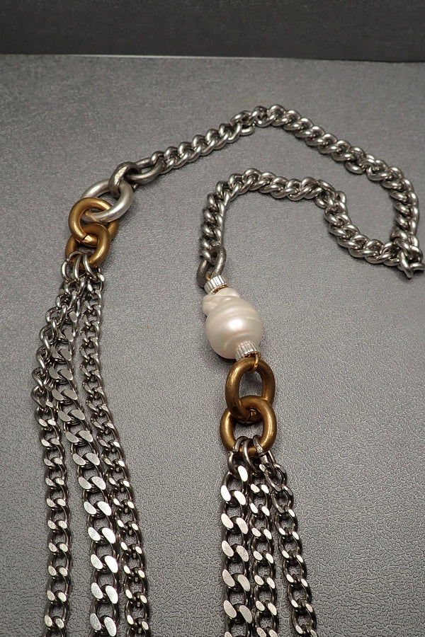 MULTICHAIN LAYERED NECKLACE