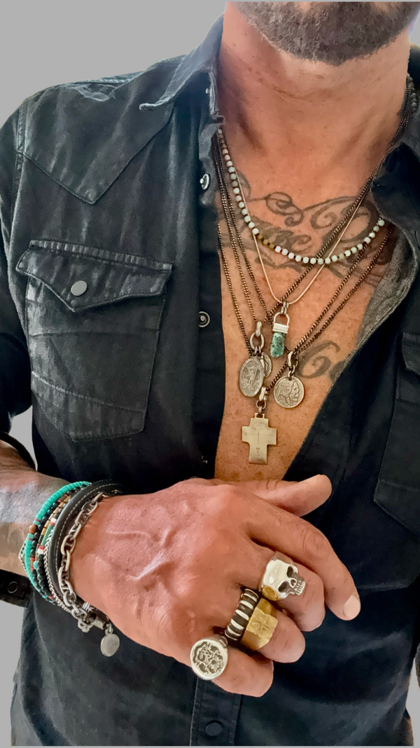 SHORT FLAT CROSS NECKLACE