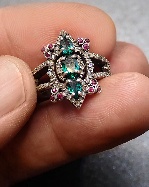 GREEN TURMALINE - RUBIES & DIAMONDS RING