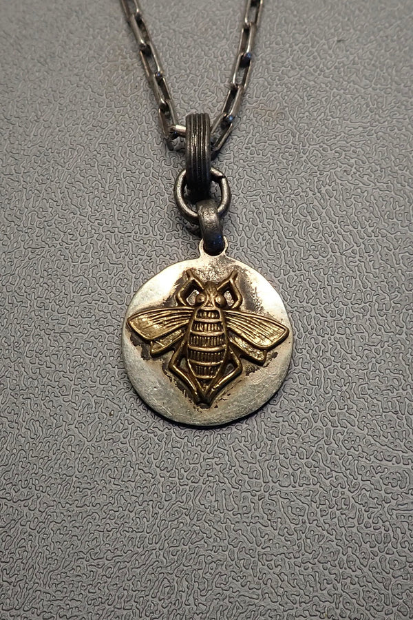 THE BEE PENDANT