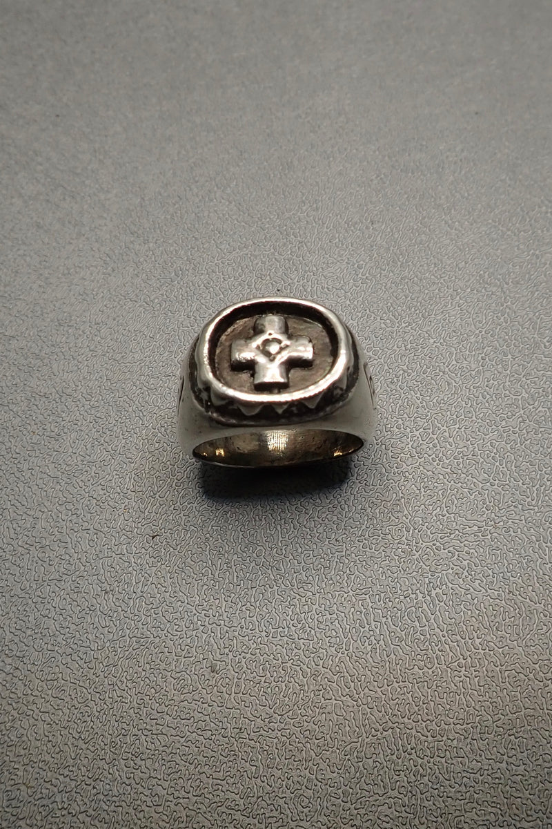 CROSS RING