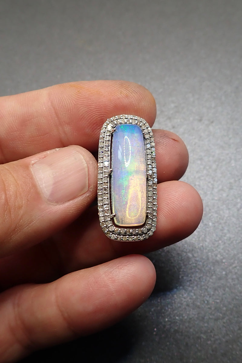 OPAL DIAMONDS RING